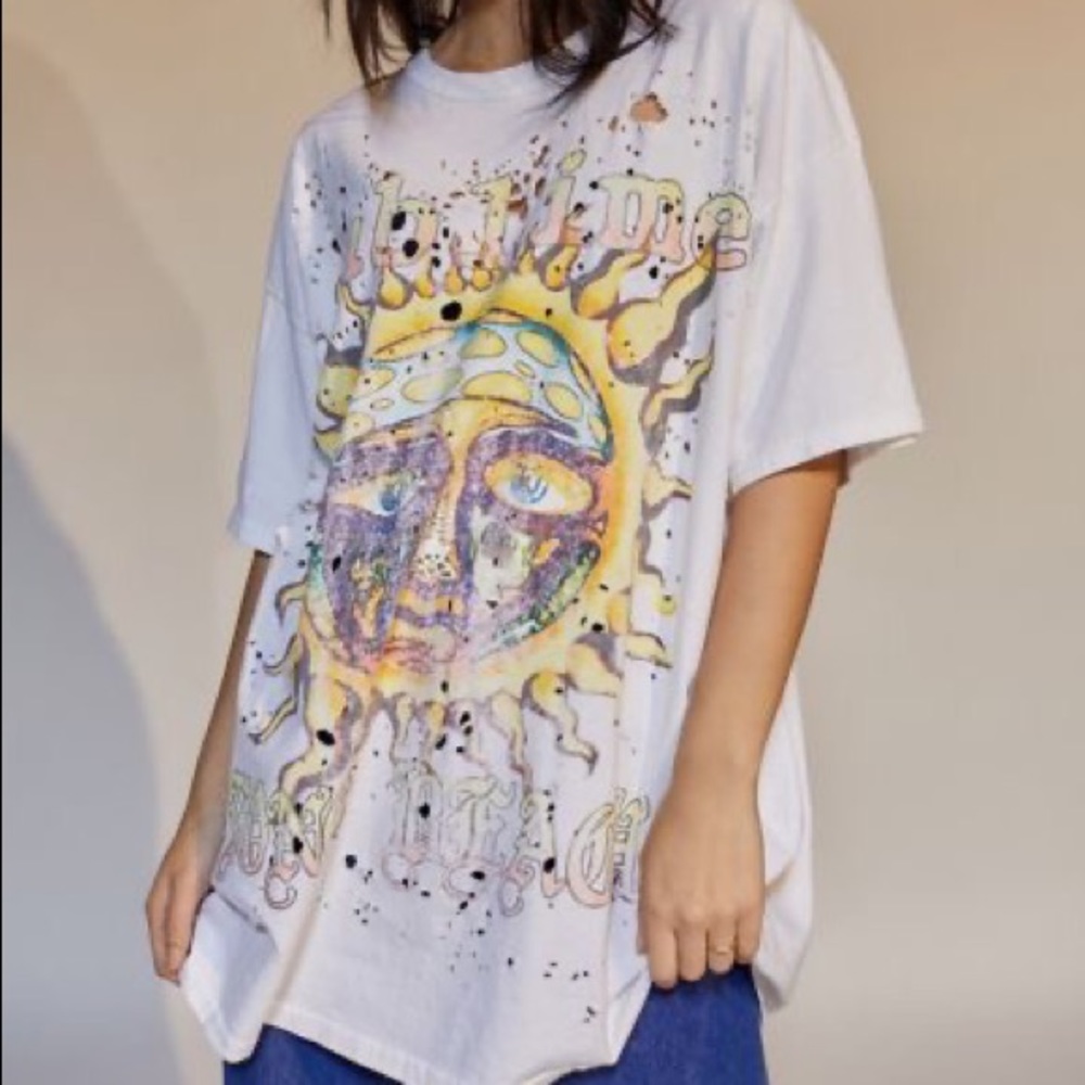 Urban Outfitters Sublime Graphic Sun Face Tee with Multicolor Print